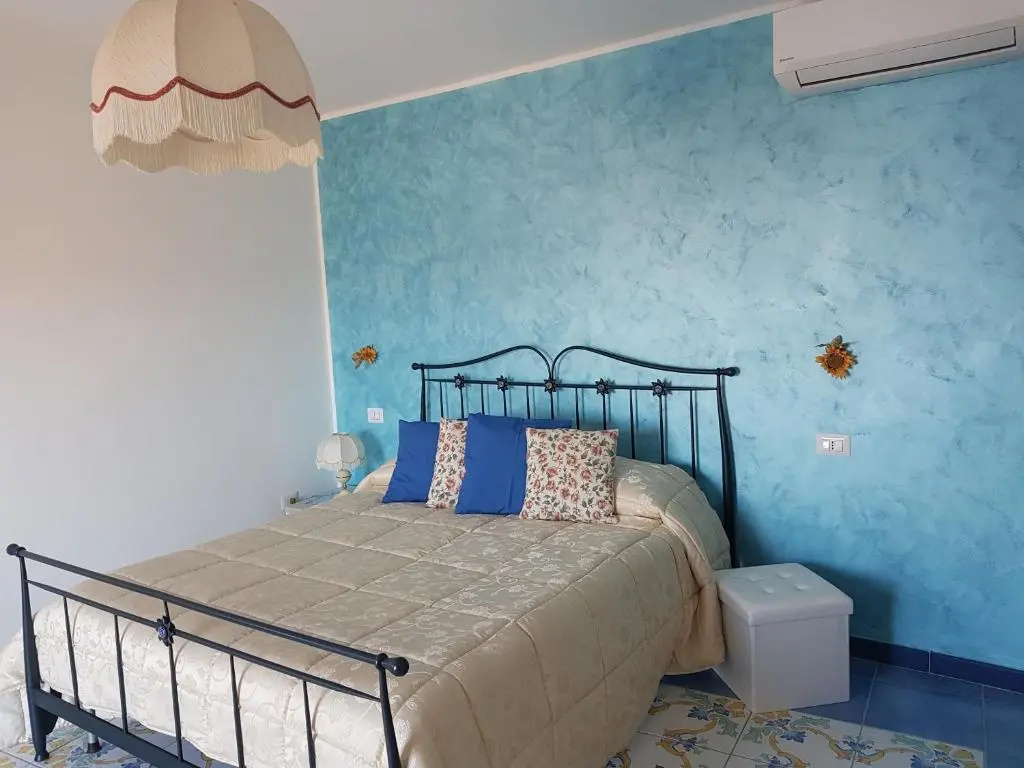 Studio with sea view