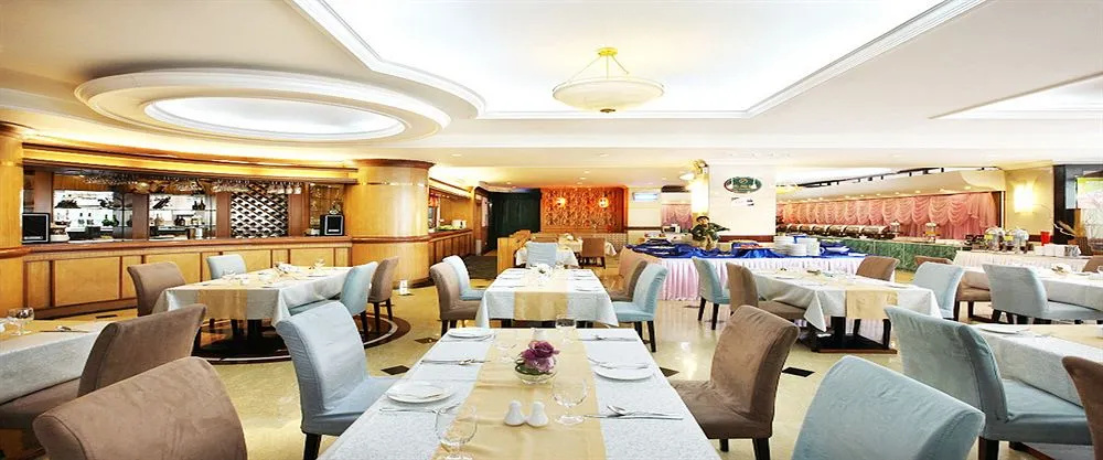 South China Hotel, о. Хайнань, Китай мініатюра 13