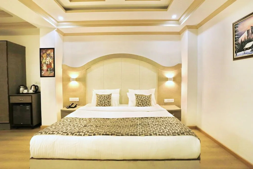 Crown Plaza Residency - Général