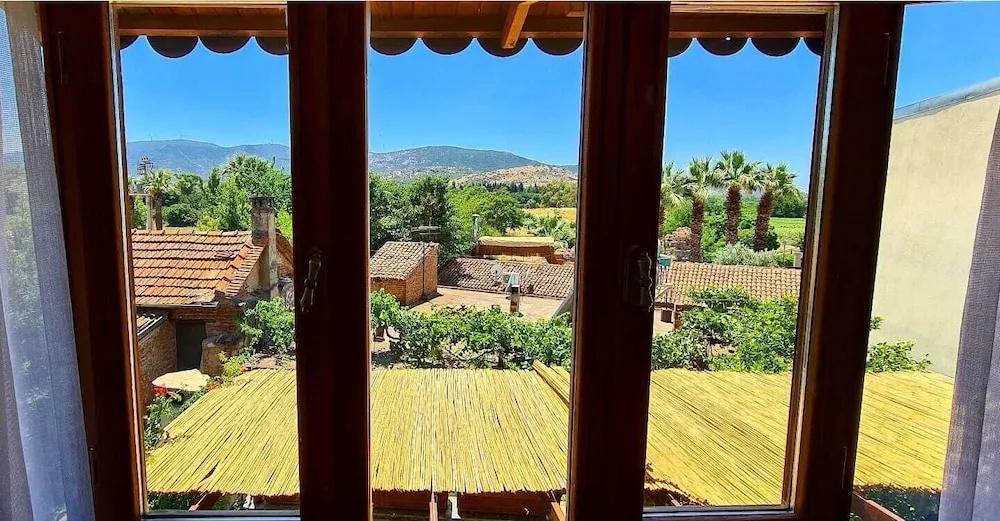 Balcony & Terrace