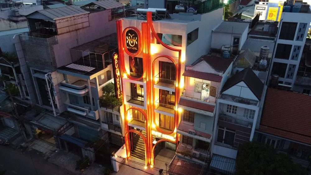 PYNT Hotel