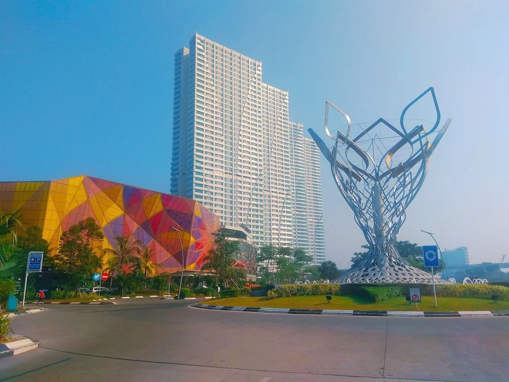 Cozy And Good Living 1Br At Grand Kamala Lagoon Apartment