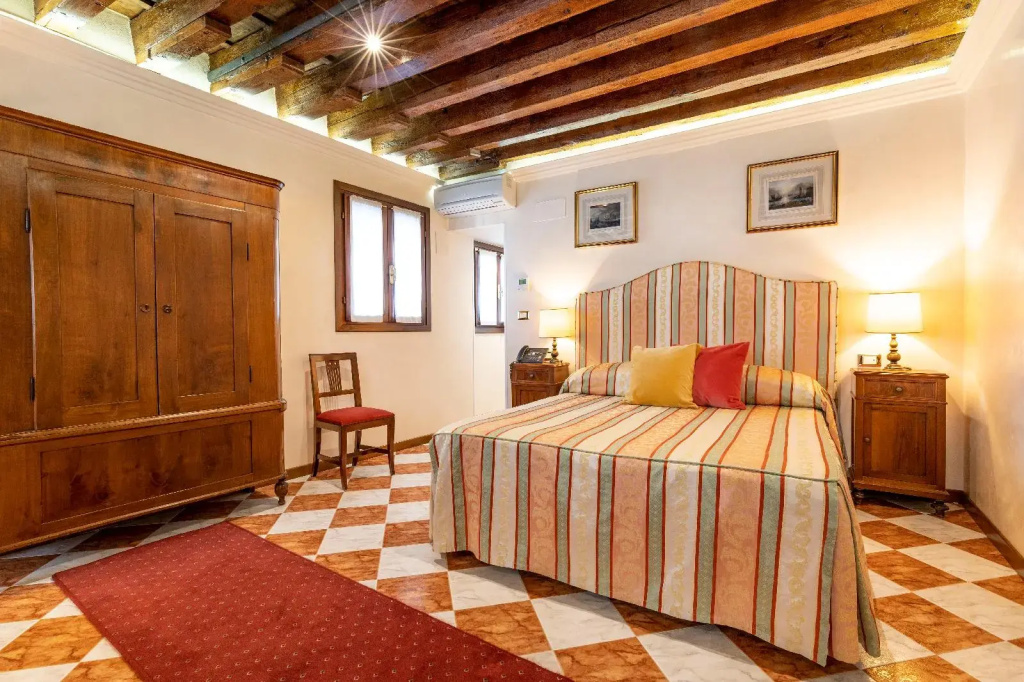 Hotel photo 25