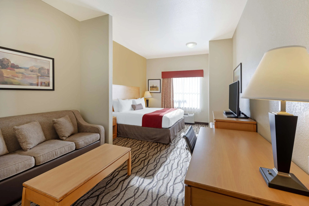 Double Suite (full double bed)
