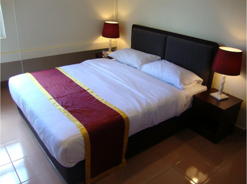 Dm Hotel