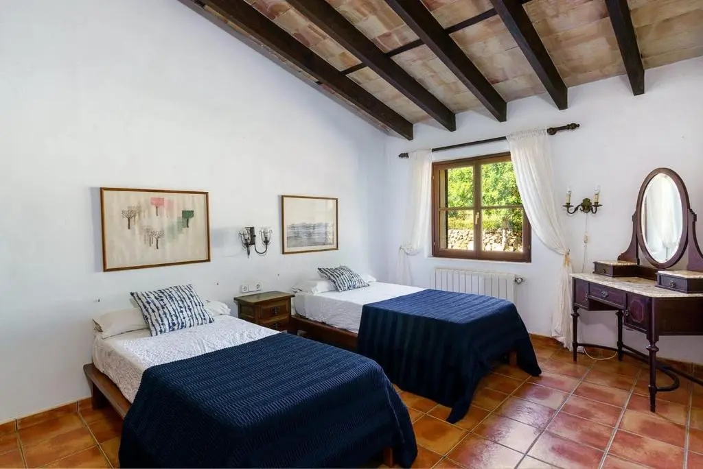 3 Bedrooms Villa