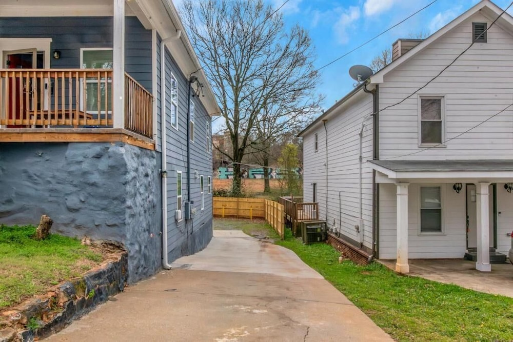 Stylish 4BR Near AUC and Downtown ATL