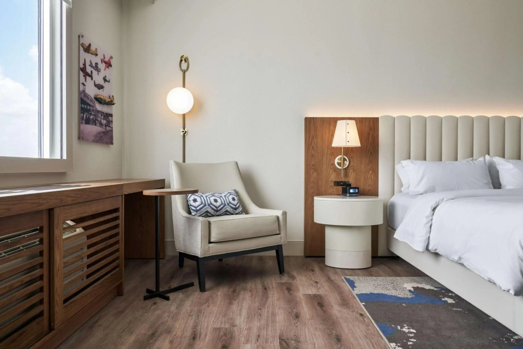 DoubleTree by Hilton Hotel Dallas – Love Field - фото 35