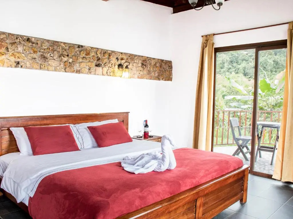 2 Bedrooms Bungalow