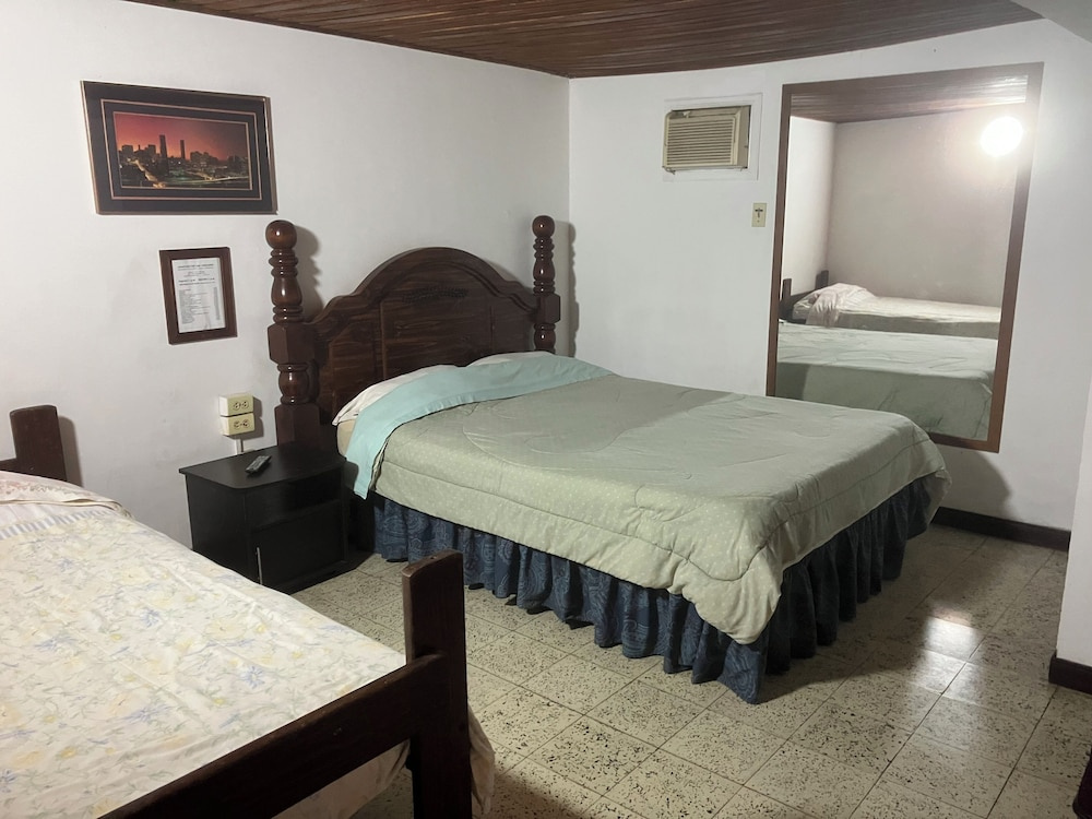 Economy room