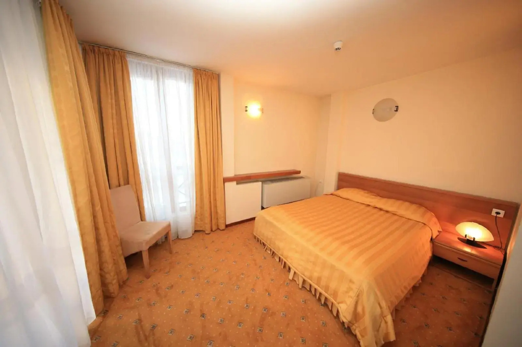 Hotel photo 12