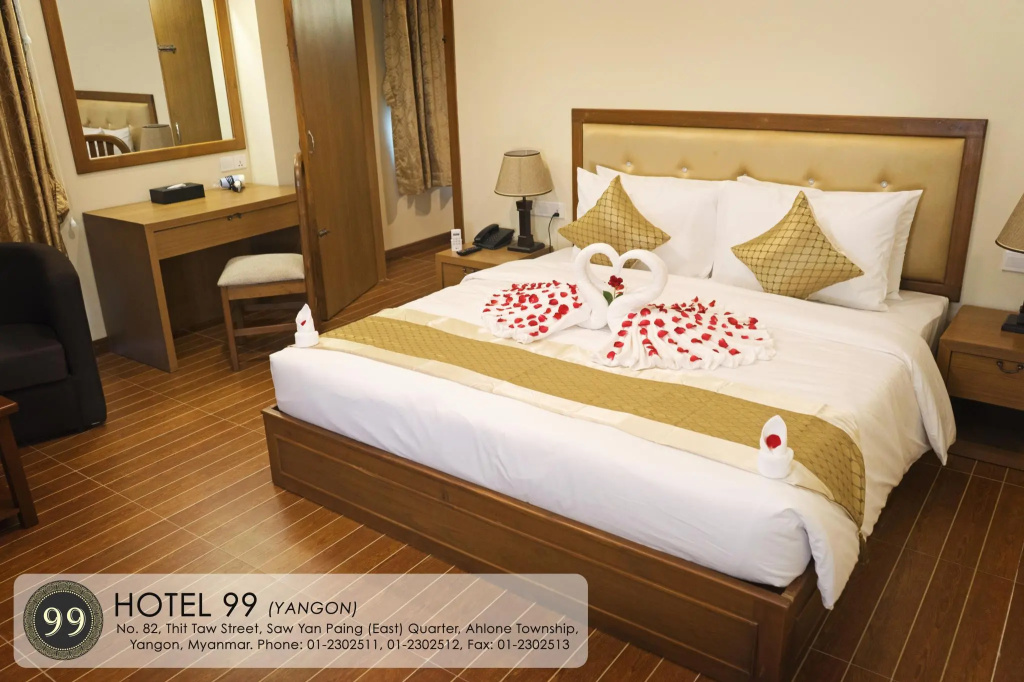 Deluxe Double room (full double bed)