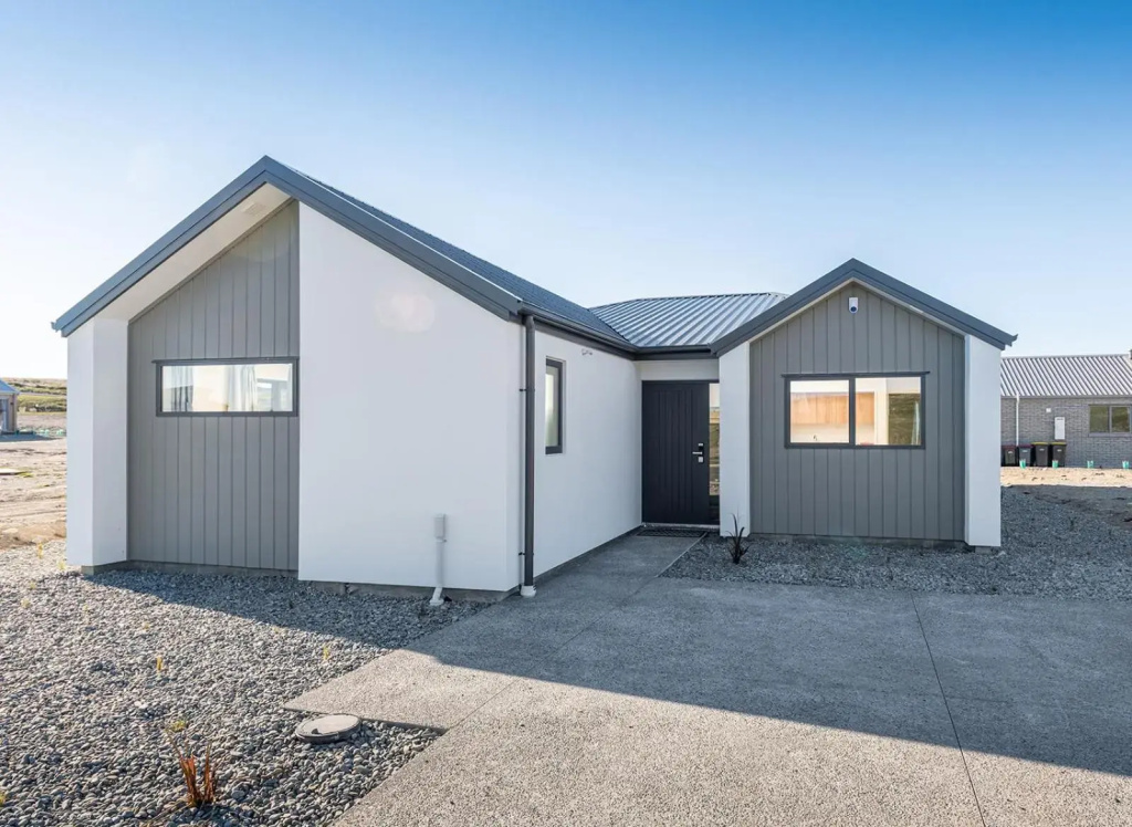 Akin Tekapo