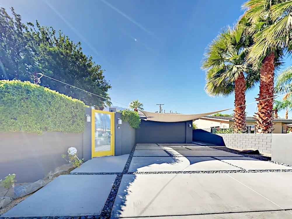 3br/3ba Hollywood Style W Pool/jacuzzi In Palm Springs 3 Bedroom Home