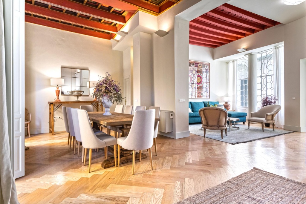 Unique Sevillian Palace-House in Santa Cruz. Abades Terrace