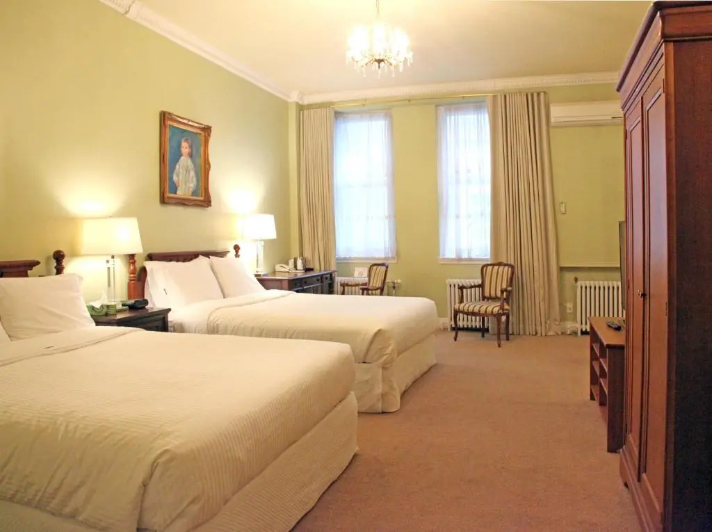 Standard Quadruple room (2 full double beds)