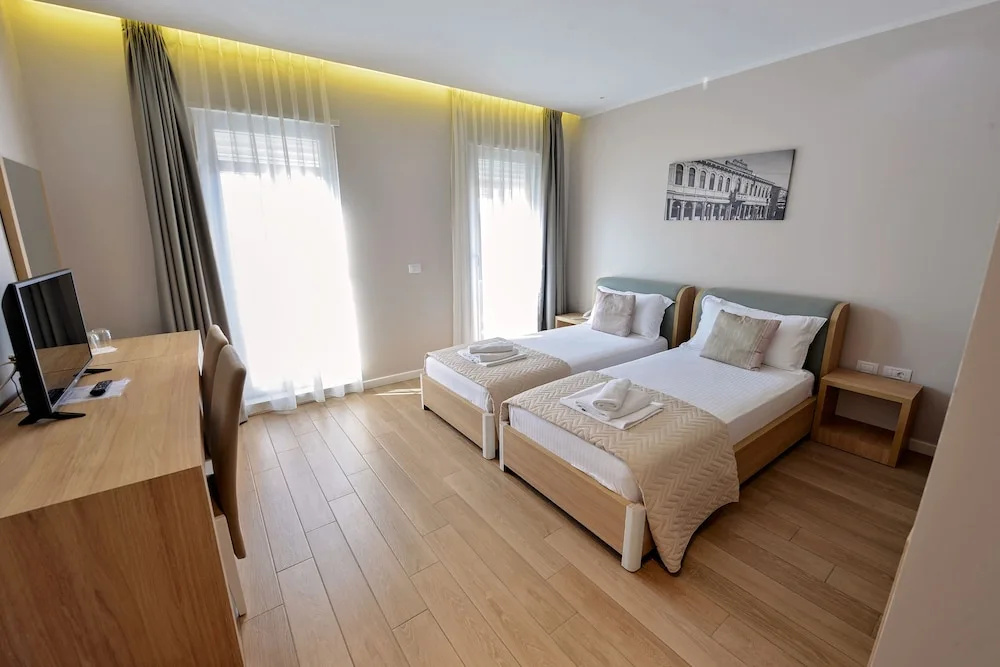 Standard Double room with balcony (twin beds)