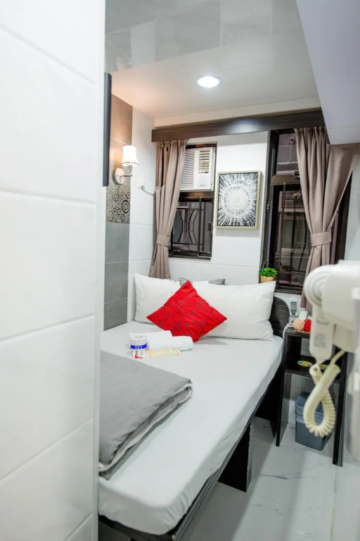 Economy room