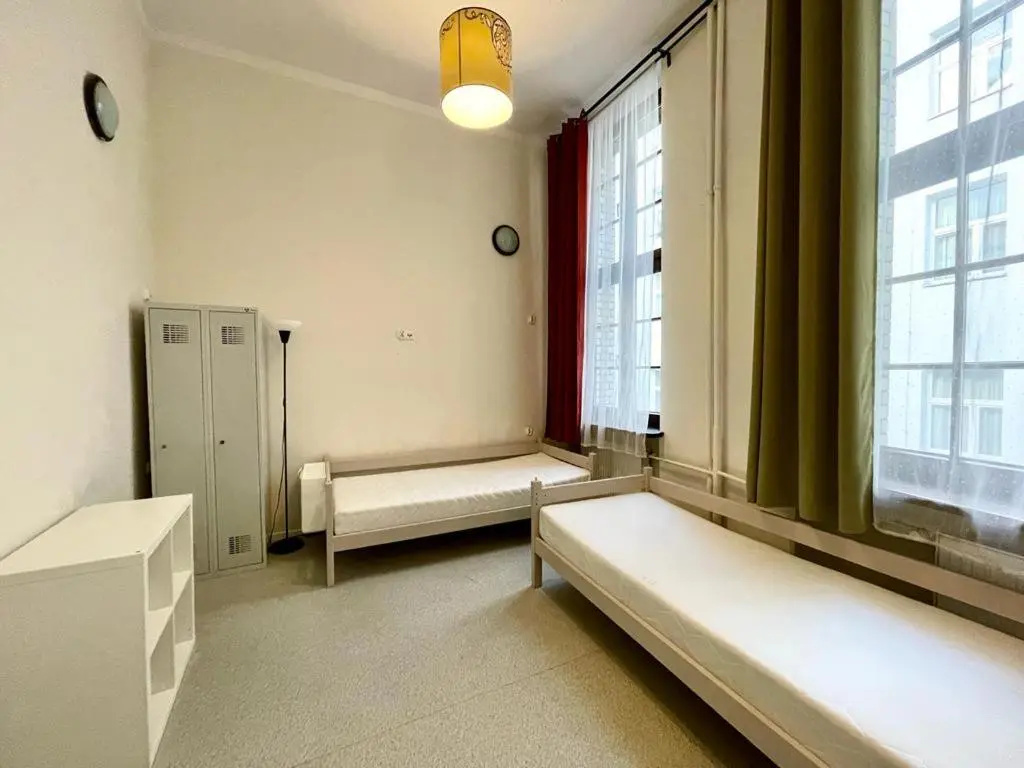 Economy Triple room