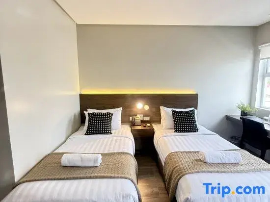 Double Suite (twin beds)