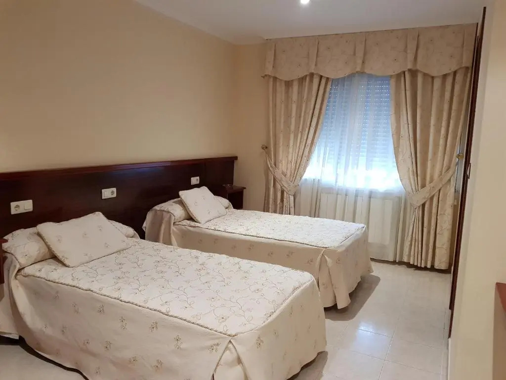 Standard Double room (twin beds)
