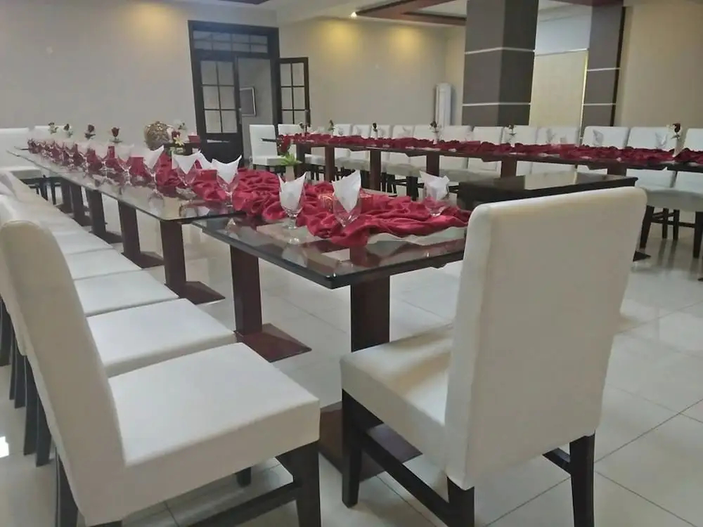 Royal Mark Hotel Bahawalpur - фото 14