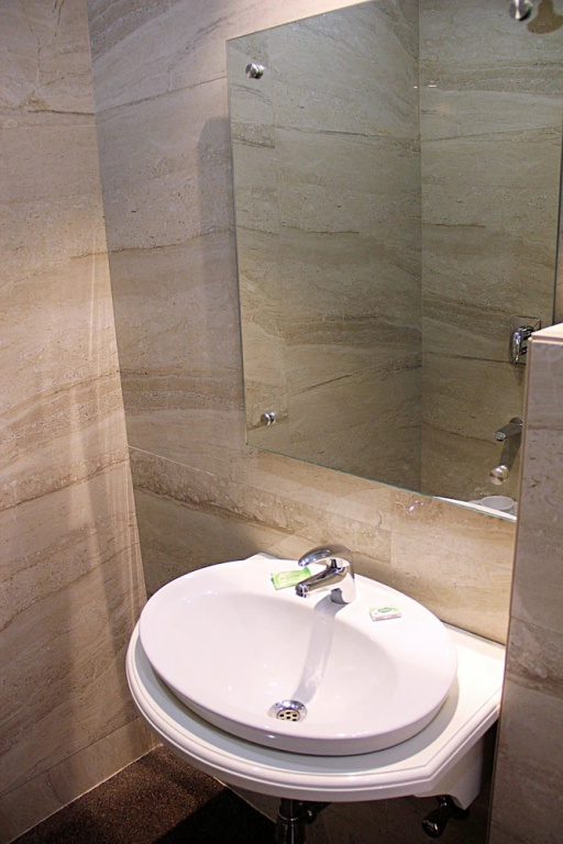 Hotel Taj Heights - Chambres