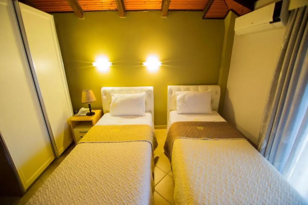 Hotel Dea 2002 - Chambres