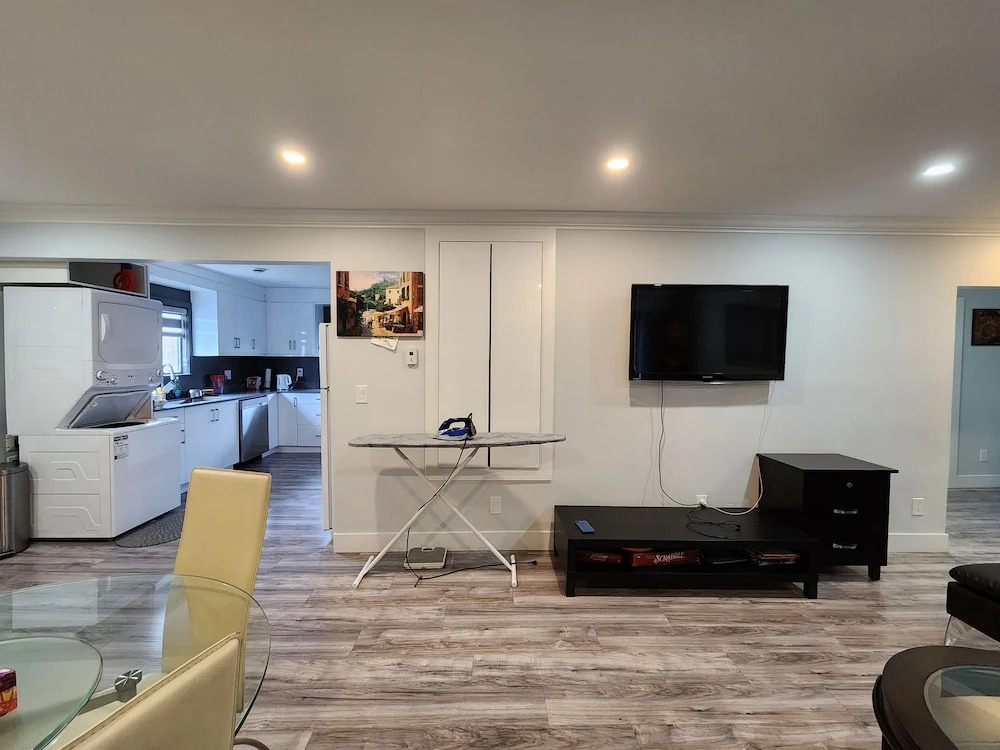 Sarla Villa Surrey - фото 19