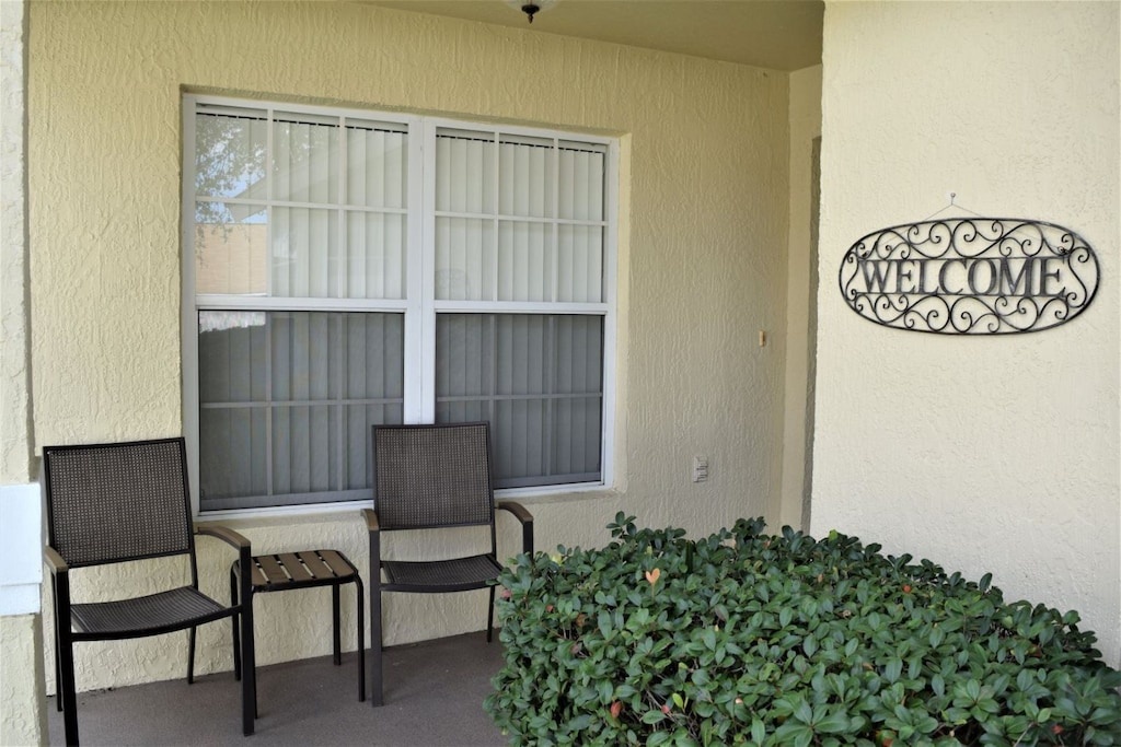 Beautiful 4 bedroom Pool Home by Disney
