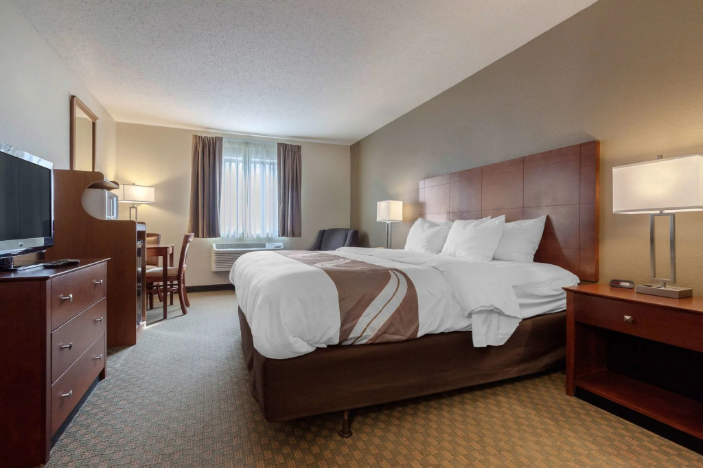 Quality Inn Hays I-70 — фото 5