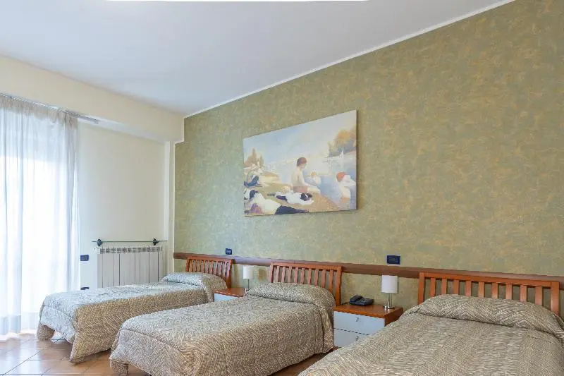 Superior Triple room with balcony