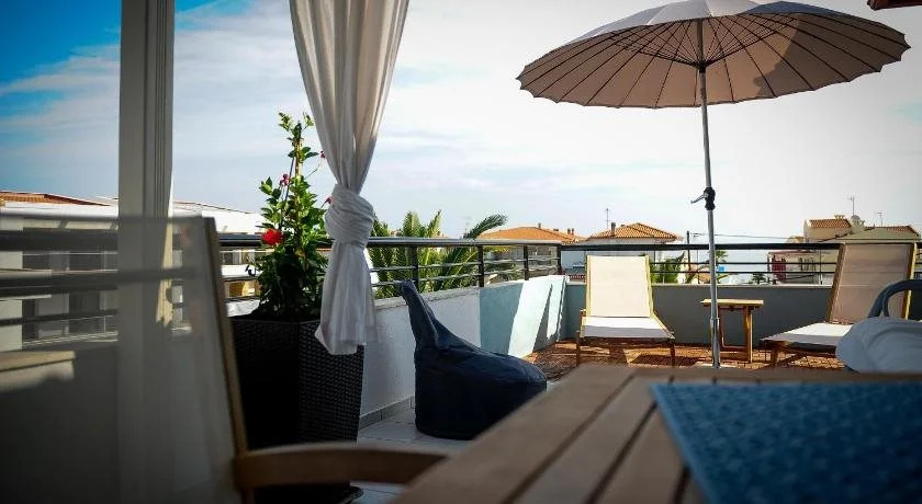 Balcony & Terrace