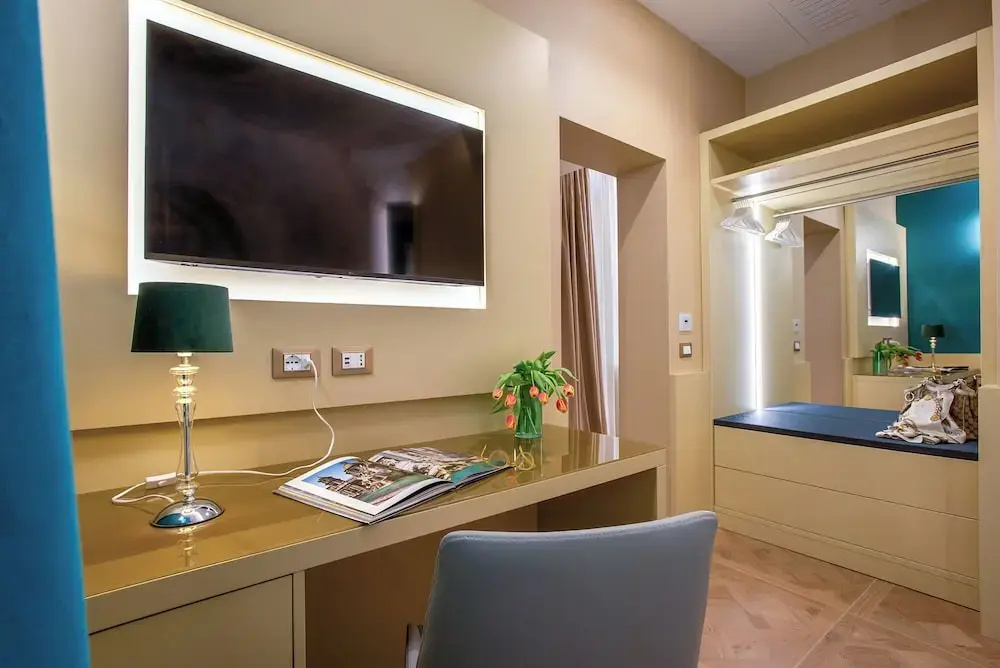 Hotel photo 28
