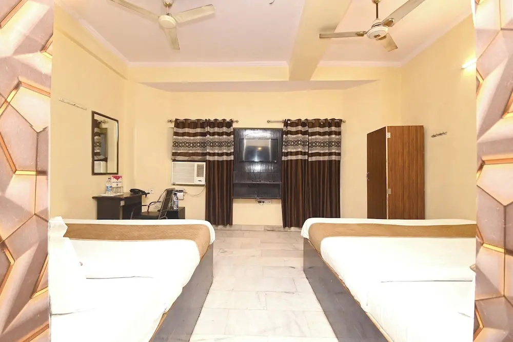 Deluxe room with city view