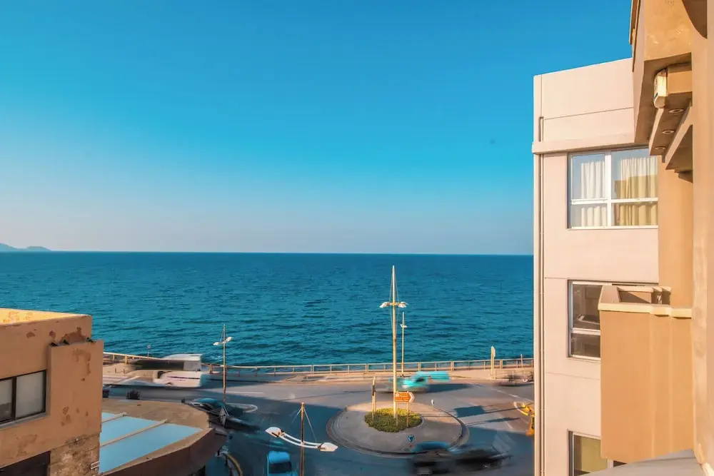 HOM54 Luxury Suites