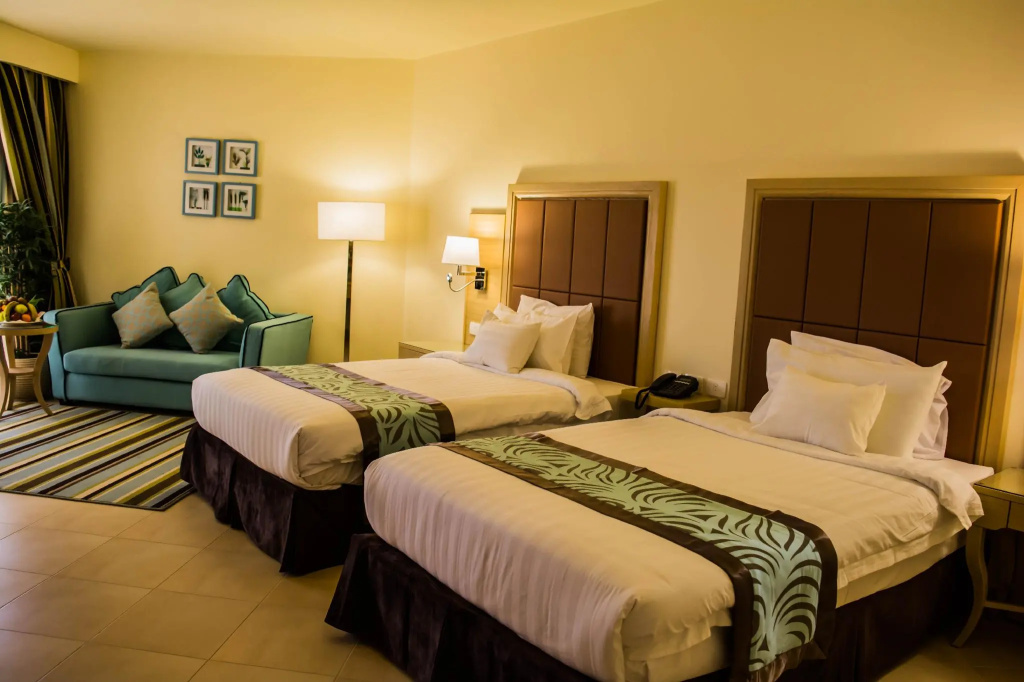 Standard Double room with sea view (twin beds)