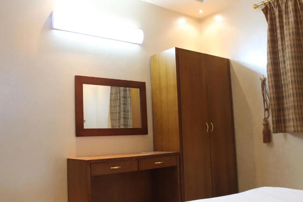 Economy room