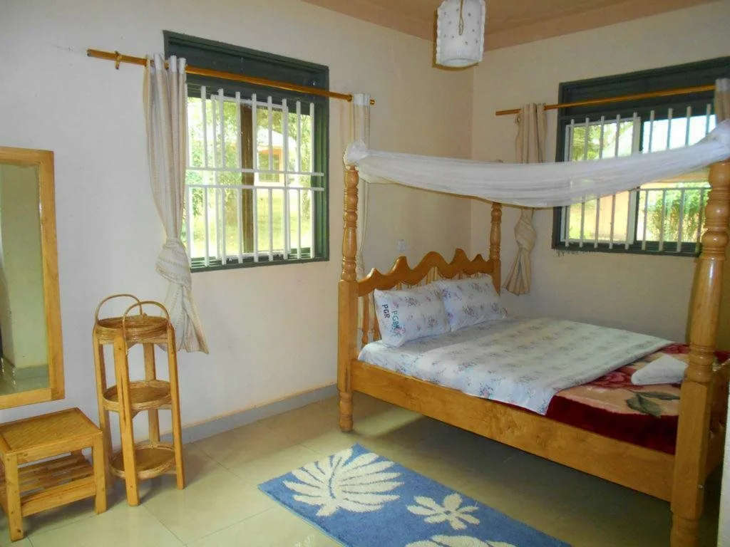 Pearl Gardens Beach Resort Kalangala - Général