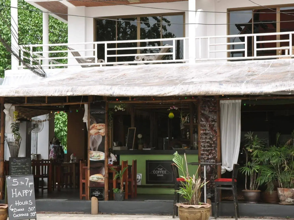 Super Green Hotel