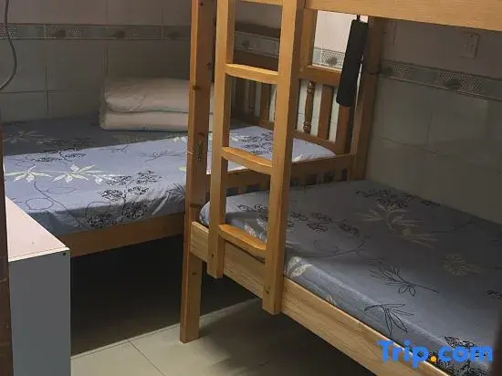 Bed in Dorm (male dorm)