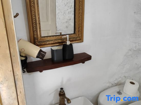 Charming Studio Rental in Mikonos with Private Entrance