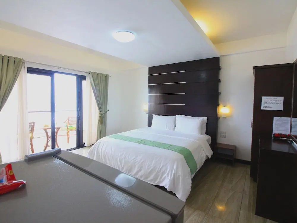 Suite with balcony