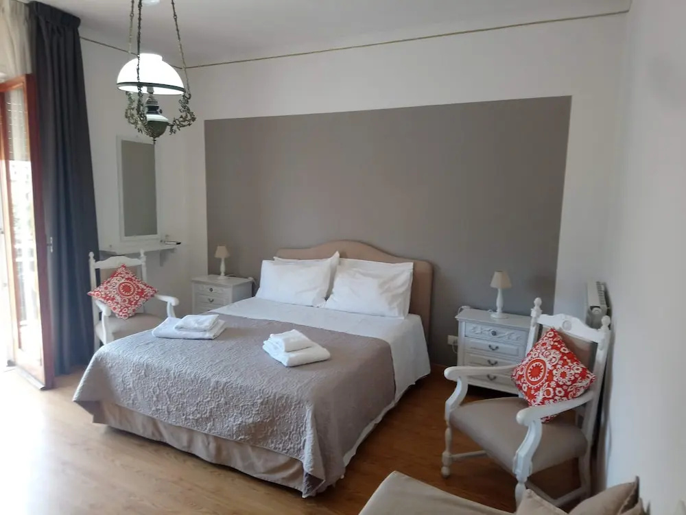 Standard Triple room with balcony