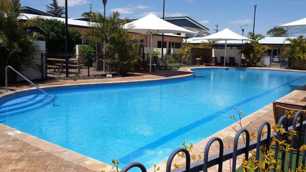 Nesuto Geraldton - Général