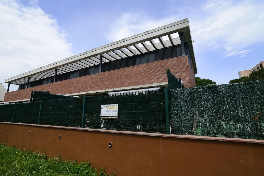 Ridaura Apartments with pool