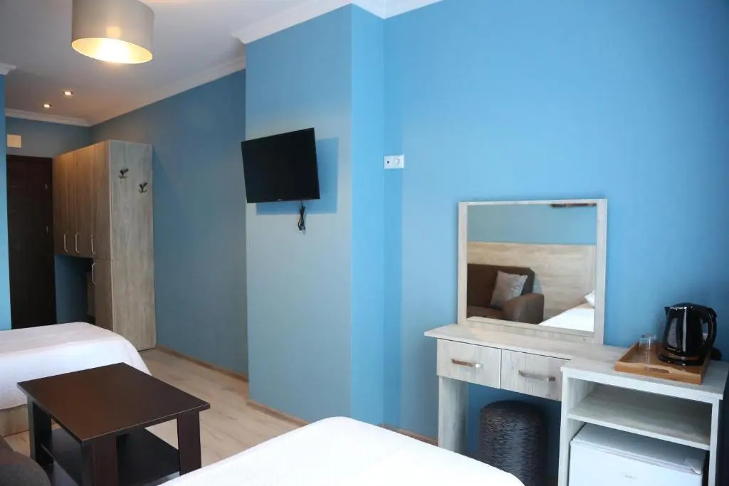 Double room (full double bed)