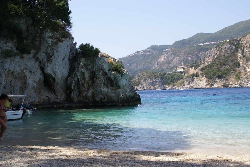 Beach & Waterfront