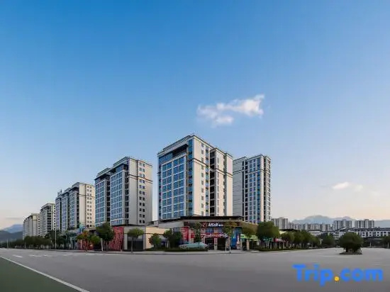 YiBoJiangShang B&B(Tianmen Mountain Cable Car Store）