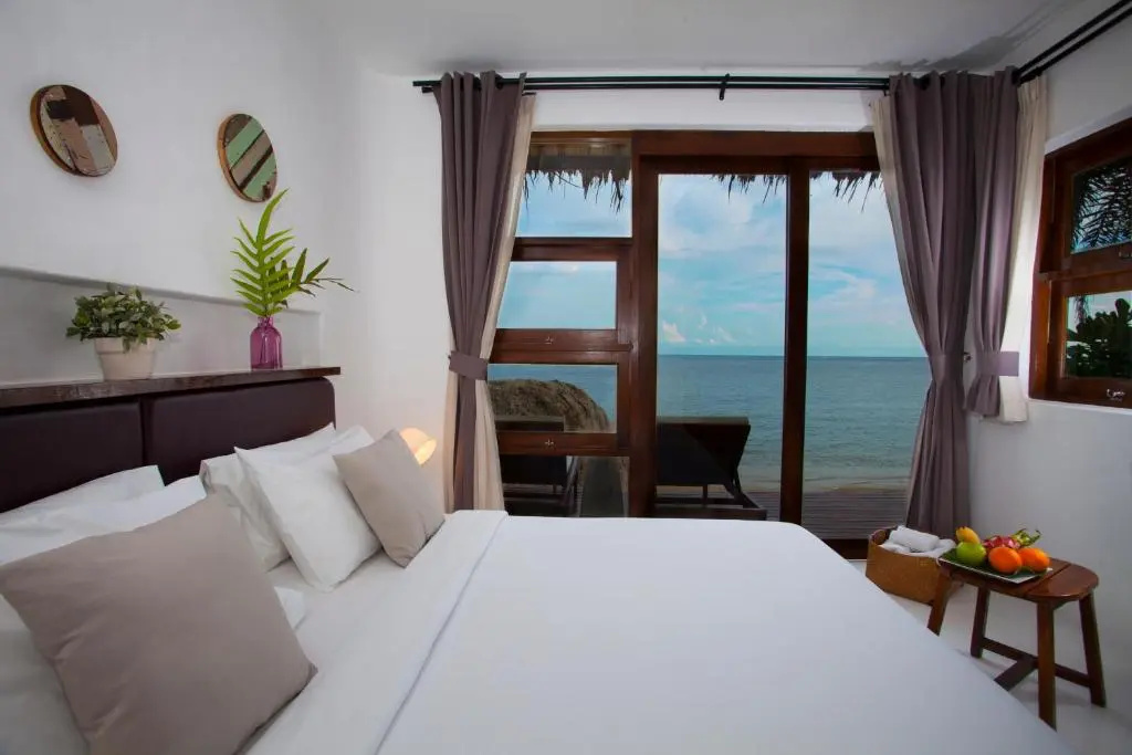 Bungalow beachfront